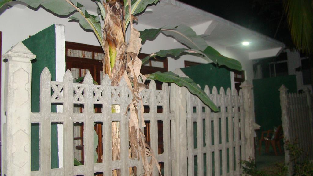 Hotel White Heart Ella Esterno foto